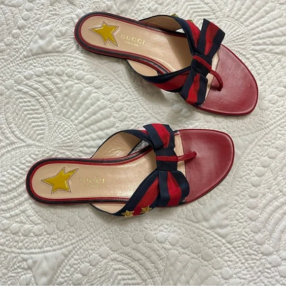 GUCCI Web Star Sandal Flip Flop Patriotic Gold Star Red Blue Bow Flat Size 37 - Picture 2 of 8